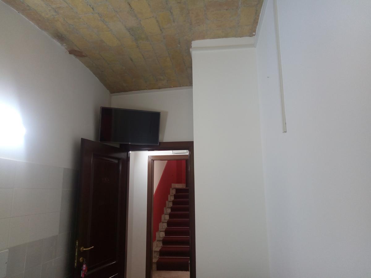 Roma Hotel Srls Экстерьер фото